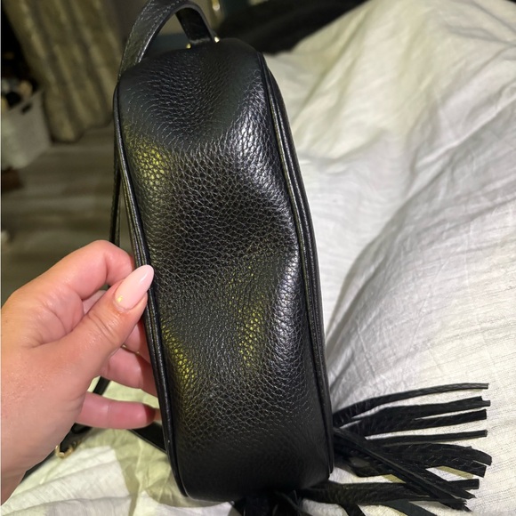 Gucci Black Pebbled Leather Crossbody Bag - Picture 5 of 9